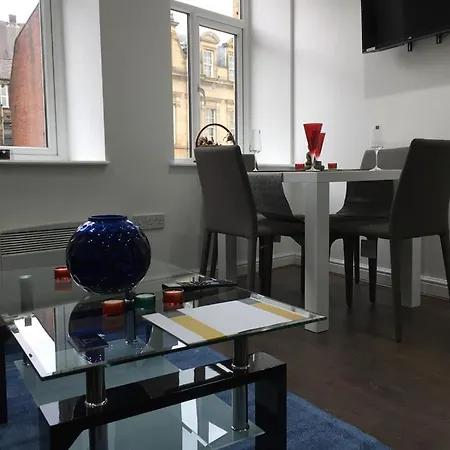 Bradford Luxury דירה