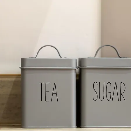 Luxury * برادفورد